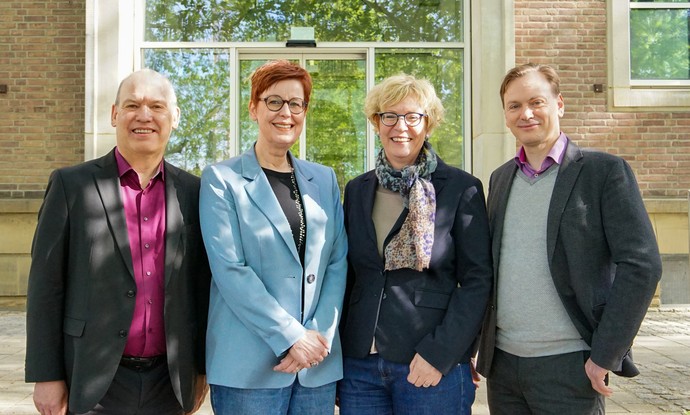 Der Vorstand der BAG Landesjugendämter mit Gerald Häcker, Birgit Westers, Iris Egger-Otholt und Enrico Birkner